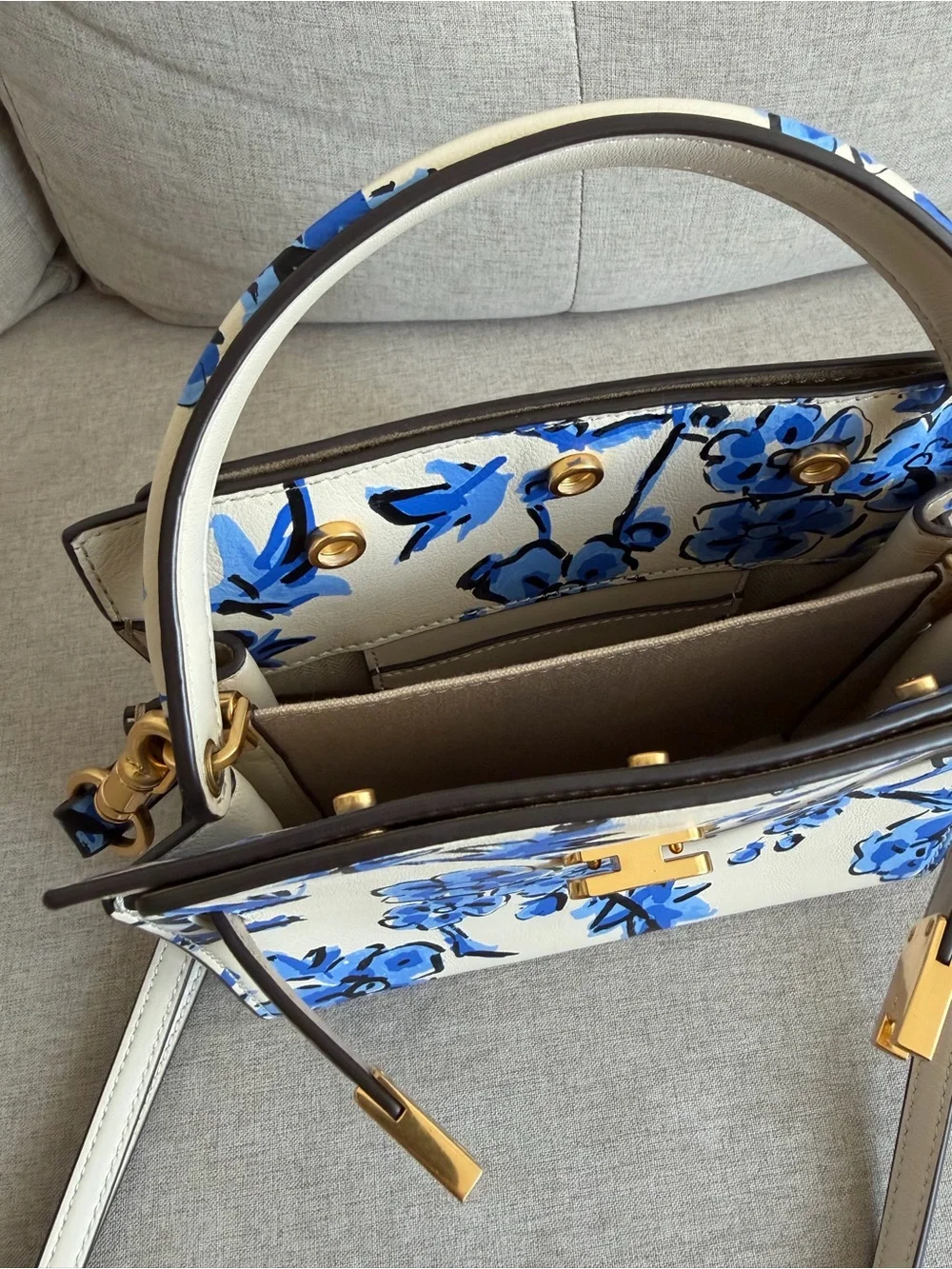 Tory Burch Petite Lee Radziwill Double Bag